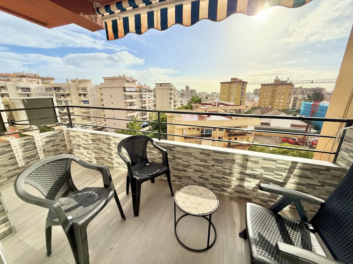 Fuengirola – Totalrenovert penthouse med 3 soverom, havglimt og kort vei til stranden – bilde 20