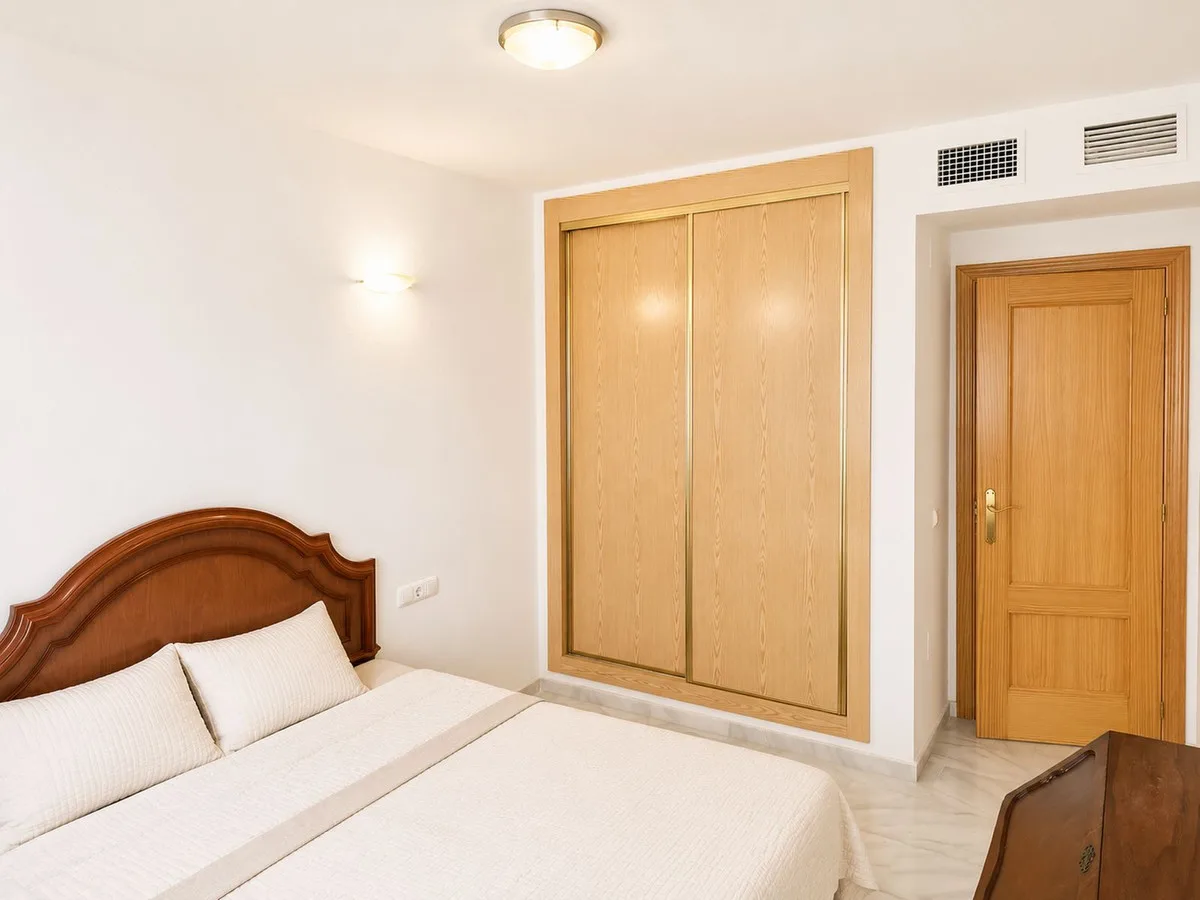 Málaga – Lys 2-roms i rolig område med privat parkering og bod – bilde 6