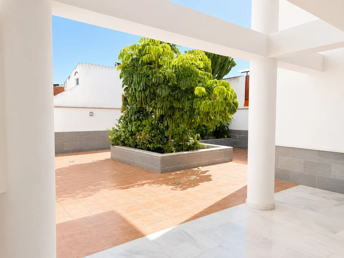 Málaga – Lys 2-roms i rolig område med privat parkering og bod – bilde 12