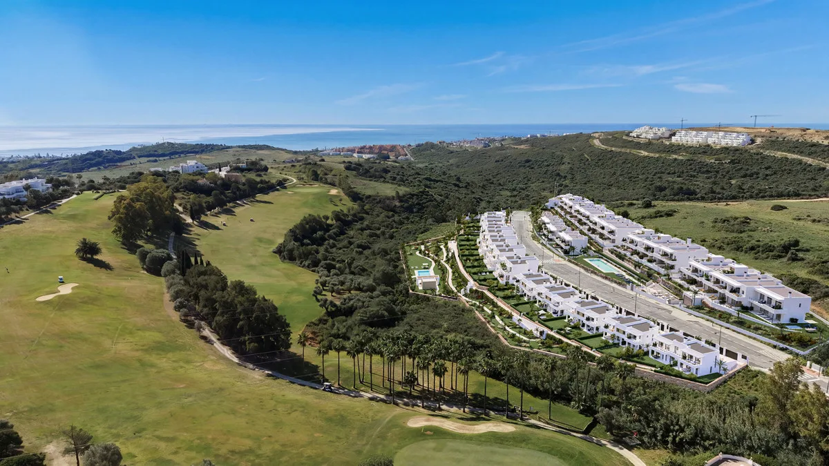 Apron Estepona – Romslige rekkehus med privat hage og terrasse – bilde 7