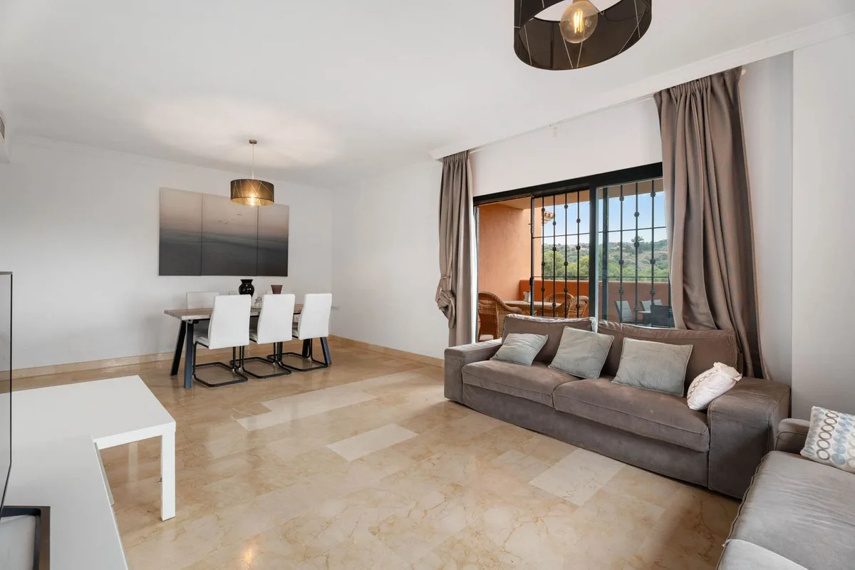 Santa María Golf, Elviria – Golfleilighet med fairway-utsikt i hyggelig boligområdet – bilde 11