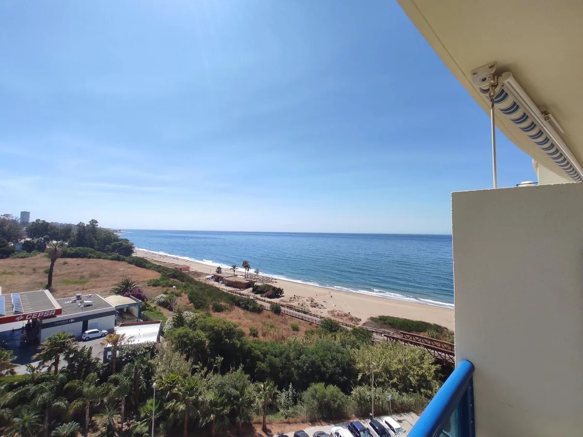 Marbella – Strandleilighet med sjøutsikt nær fiskerihavnen – bilde 5