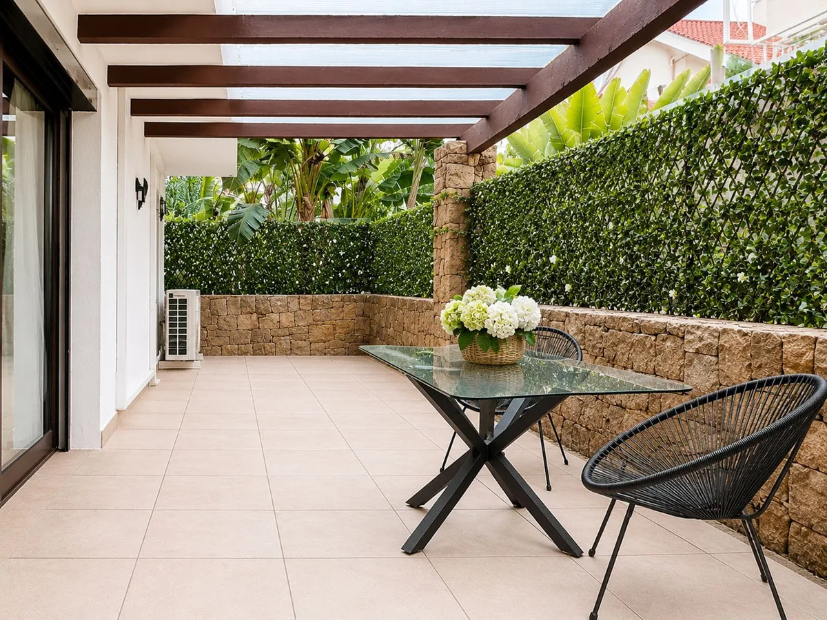 Golden Mile, Marbella – Renovert leilighet med 30 m² terrasse og sjøutsikt – bilde 13