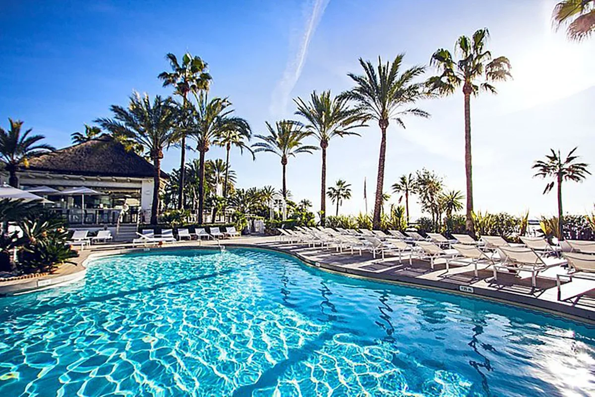 Golden Mile, Marbella – Renovert leilighet med 30 m² terrasse og sjøutsikt – bilde 14