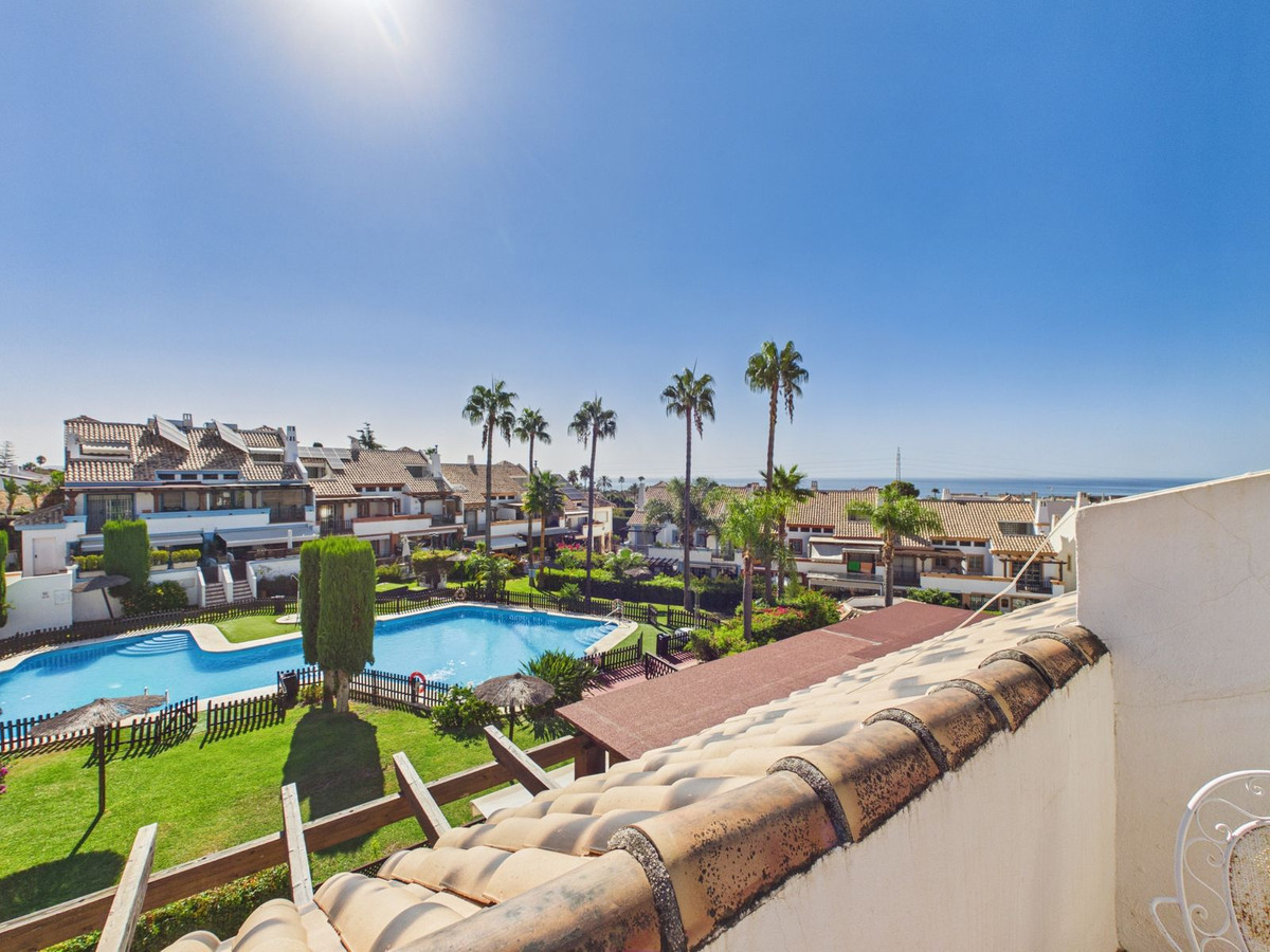 Valdeolletas, Marbella – Fire plan med sjøutsikt og oppgraderingspotensial – bilde 1