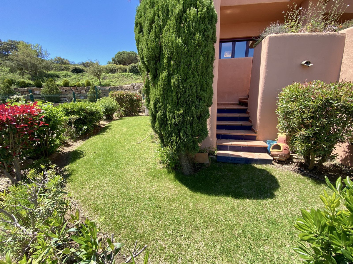 La Mairena, Elviria – Stor hjørneleilighet med panoramautsikt og sidehage – bilde 2