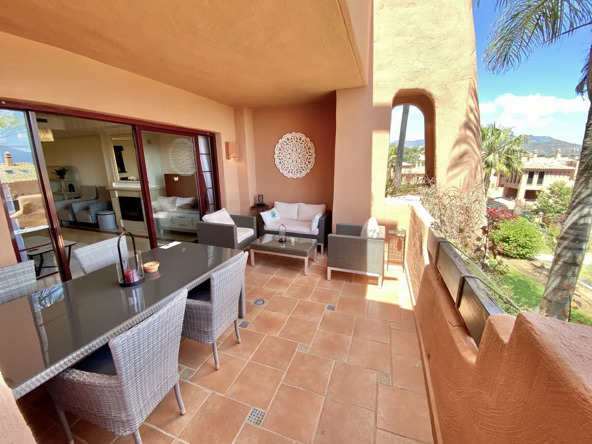 La Mairena, Elviria – Stor hjørneleilighet med panoramautsikt og sidehage – bilde 4