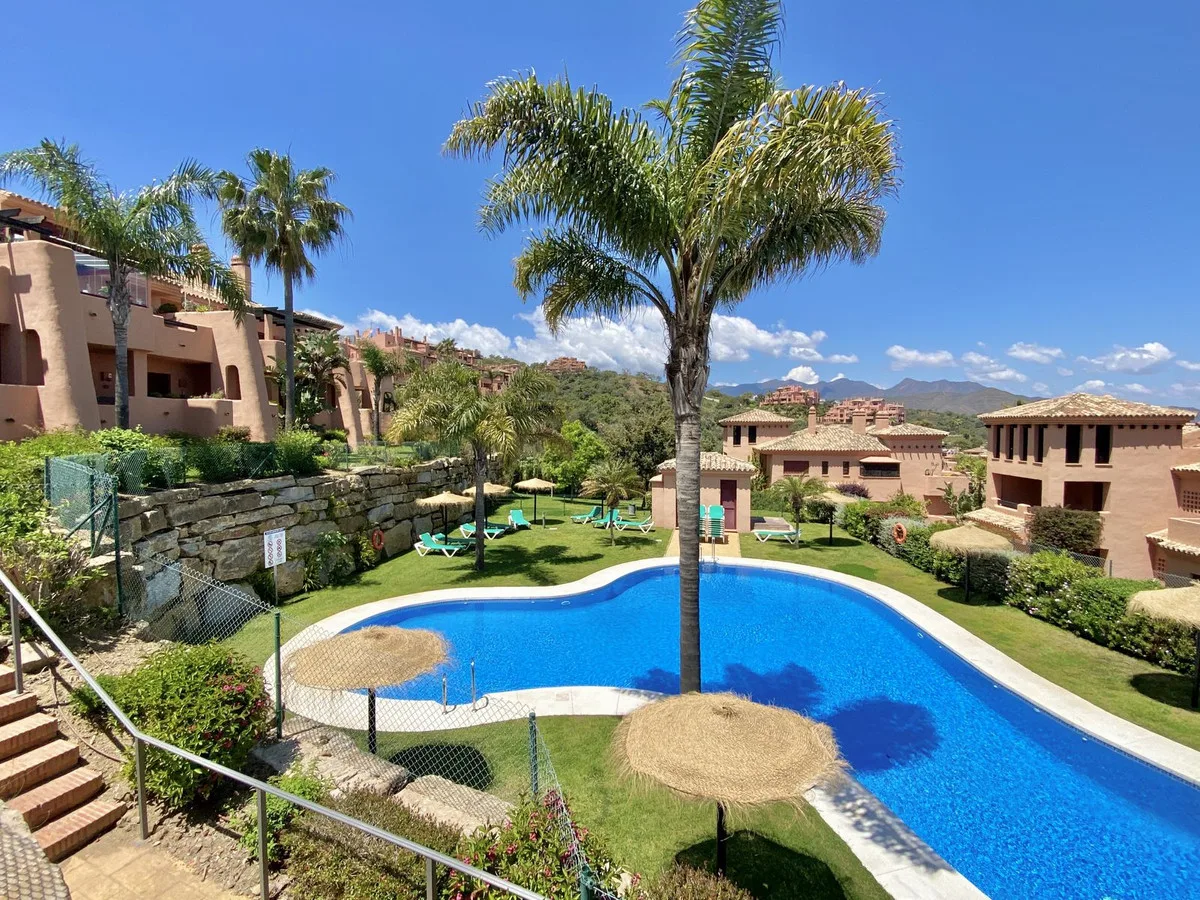 La Mairena, Elviria – Stor hjørneleilighet med panoramautsikt og sidehage – bilde 28