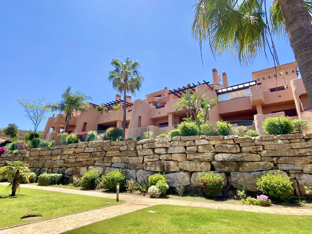 La Mairena, Elviria – Stor hjørneleilighet med panoramautsikt og sidehage – bilde 29