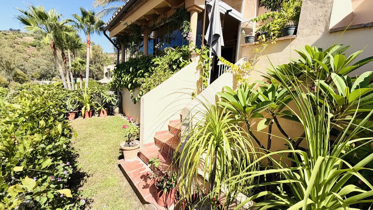 Santa María Village, Elviria – Hageleilighet med helårs vinterhage – bilde 6