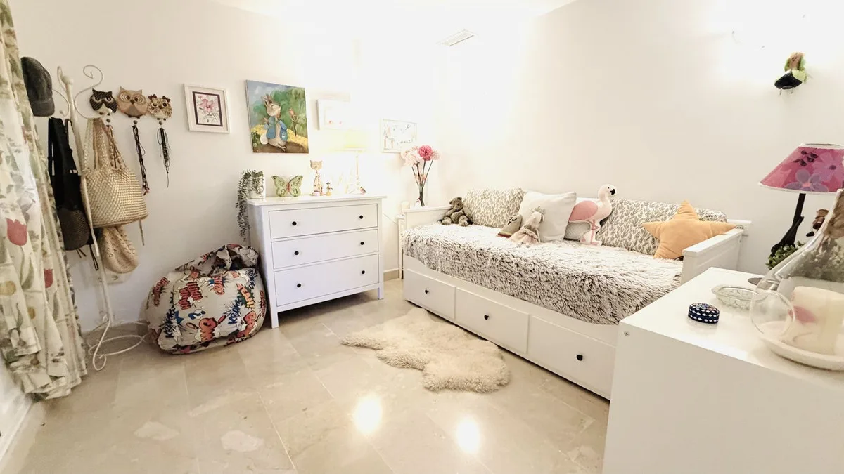 Santa María Village, Elviria – Hageleilighet med helårs vinterhage – bilde 13