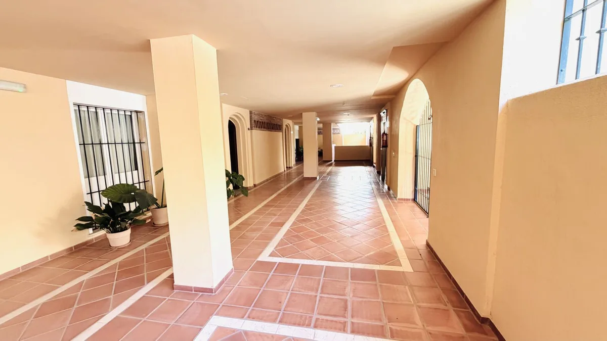 Santa María Village, Elviria – Hageleilighet med helårs vinterhage – bilde 23