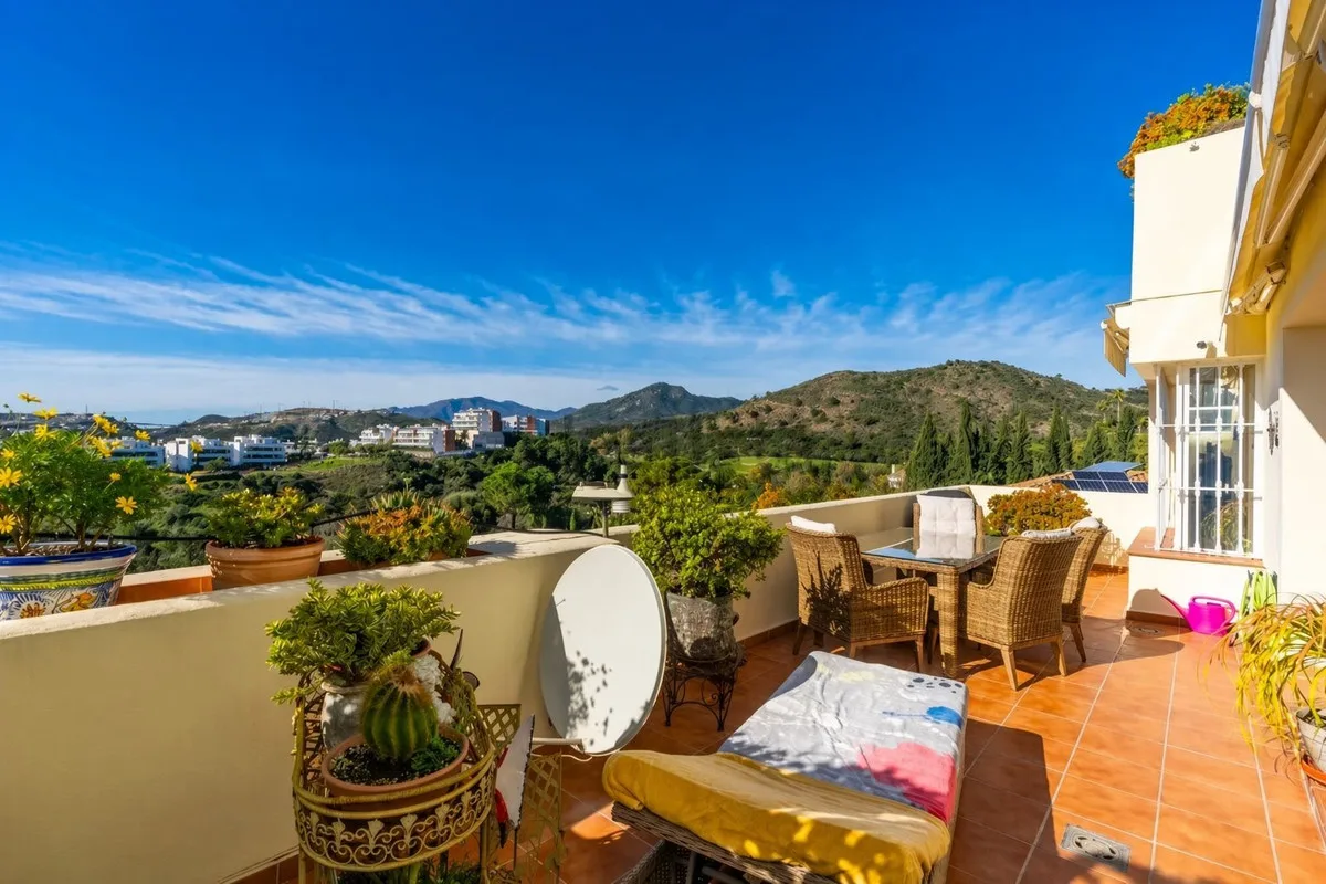 Los Arqueros, Benahavís – Privat terrasse med utsikt over hav og Gibraltarstredet – bilde 15