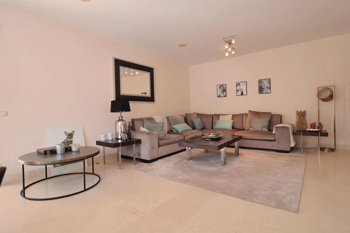 Capanes del Golf, Benahavís – Leilighet med 65 m² terrasse og golfutsikt – bilde 4