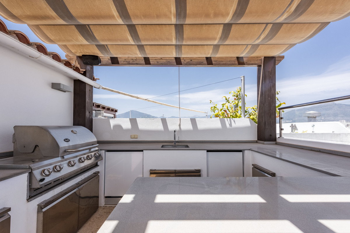 San Pedro de Alcántara – Penthouse duplex med 87 m² takterrasse og jacuzzi – bilde 2