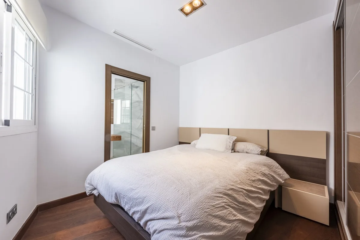 San Pedro de Alcántara – Penthouse duplex med 87 m² takterrasse og jacuzzi – bilde 16