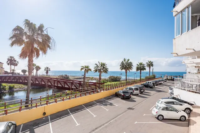 San Pedro de Alcántara – Strandleilighet med turistlisens på promenaden