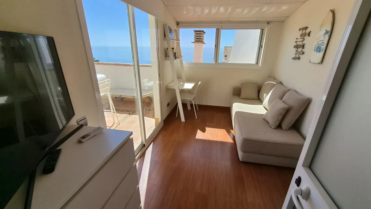 Estepona – Strandleilighet med direkte sjøutsikt og stor terrasse – bilde 14