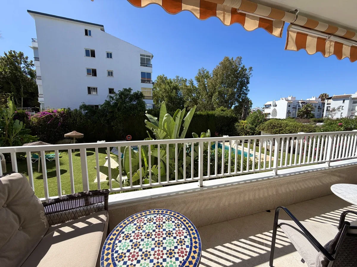 Golden Mile, Marbella – Renovert leilighet 200 m fra stranden, med turistlisens – bilde 6