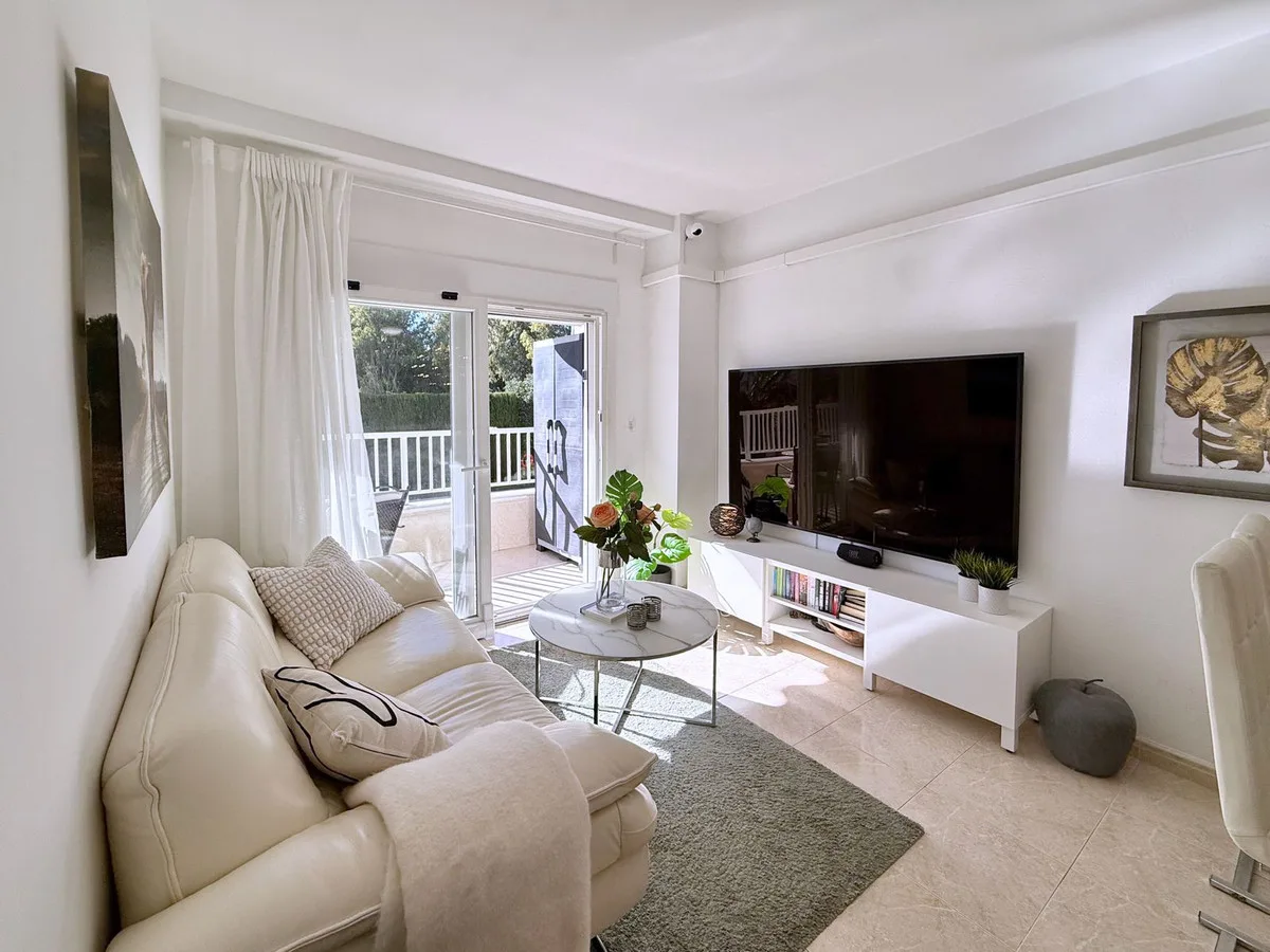 Golden Mile, Marbella – Renovert leilighet 200 m fra stranden, med turistlisens – bilde 7