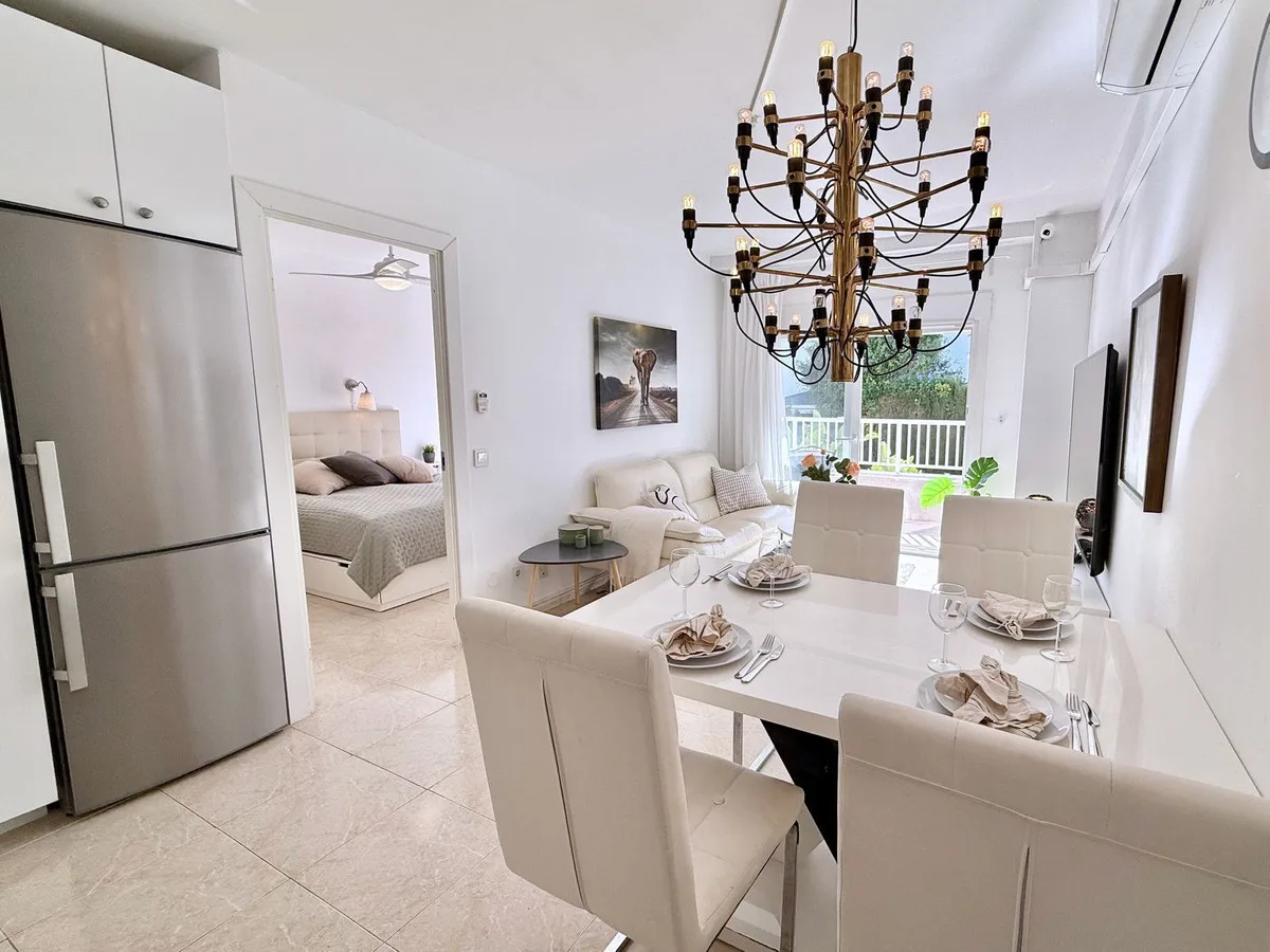 Golden Mile, Marbella – Renovert leilighet 200 m fra stranden, med turistlisens – bilde 8