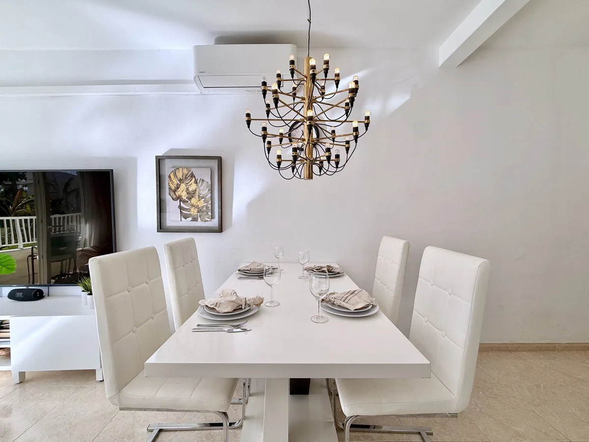 Golden Mile, Marbella – Renovert leilighet 200 m fra stranden, med turistlisens – bilde 9