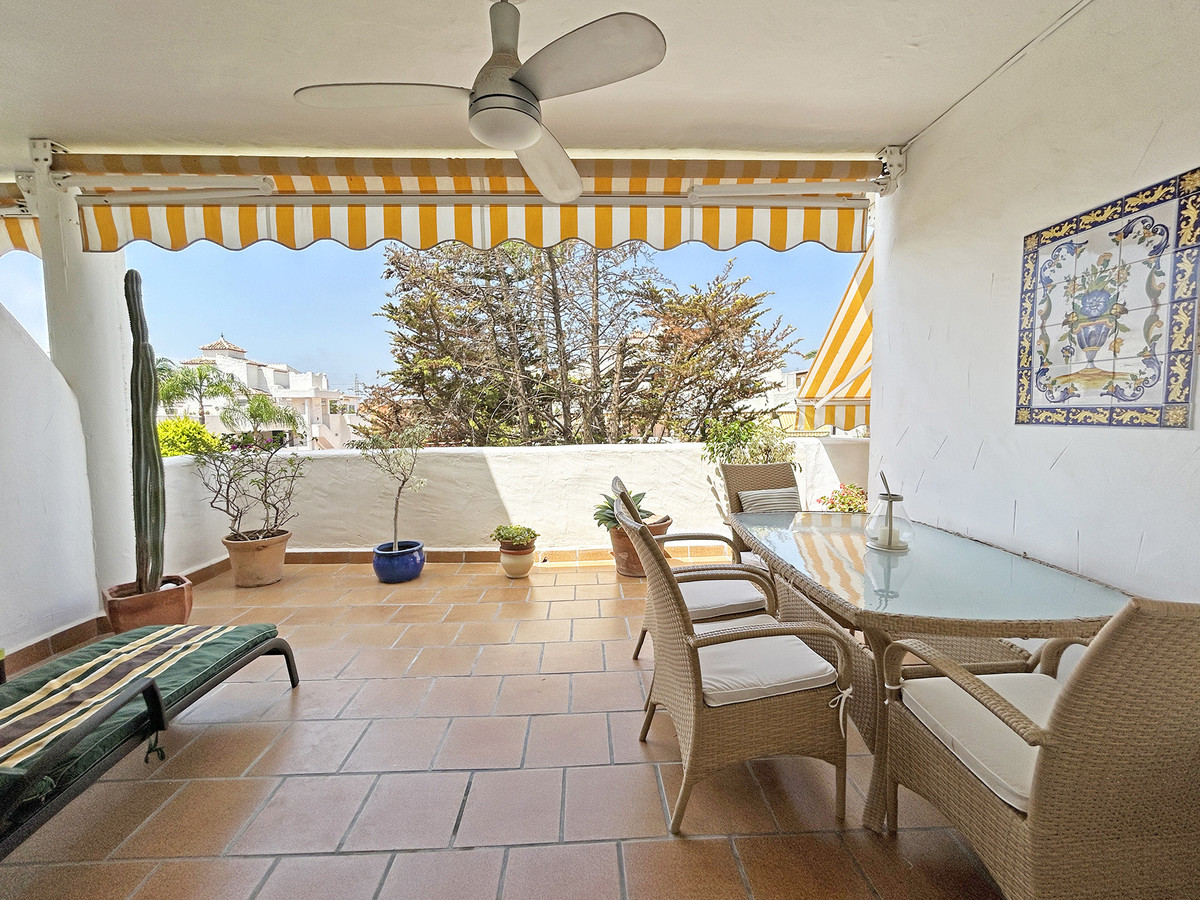 Golden Mile, Marbella – Hjørneleilighet med tre bad og vestvendt terrasse – bilde 2