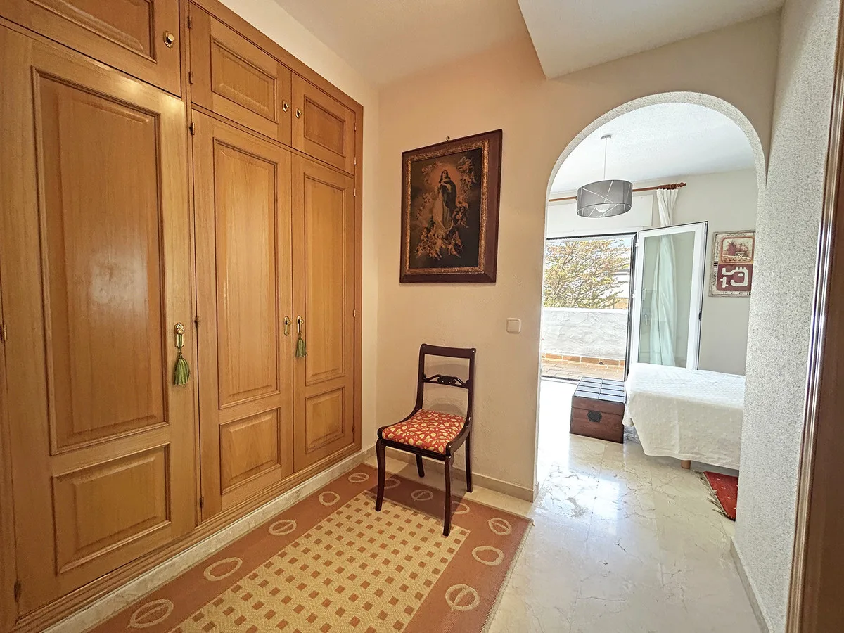 Golden Mile, Marbella – Hjørneleilighet med tre bad og vestvendt terrasse – bilde 8