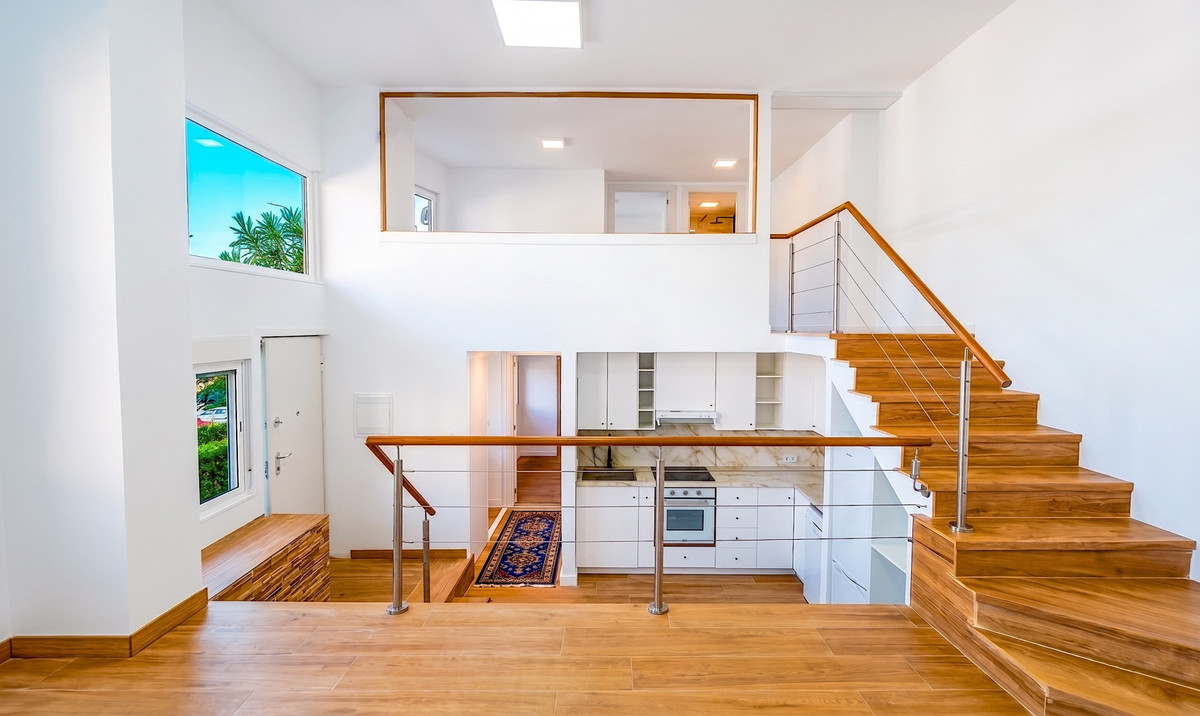 Torremolinos – Loft-stil bolig med egen gateinngang og lave fellesutgifter – bilde 1