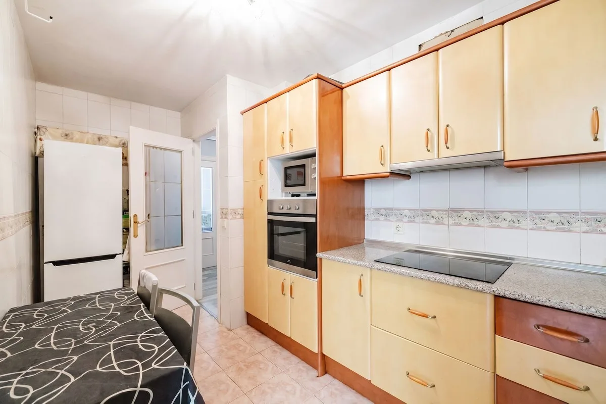 Torremolinos – Sentral leilighet med tre soverom og innglasset terrasse – bilde 25