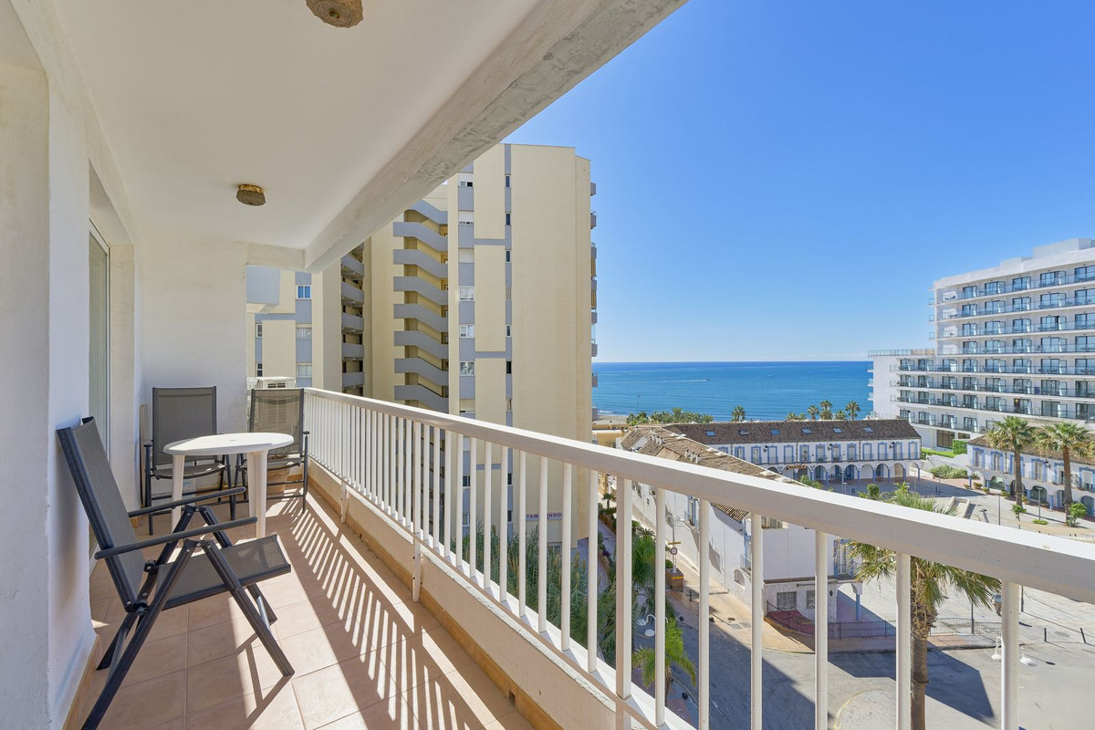 Puerto Marina, Benalmádena – Leilighet med to terrasser og direkte adkomst til strandpromenaden – bilde 1