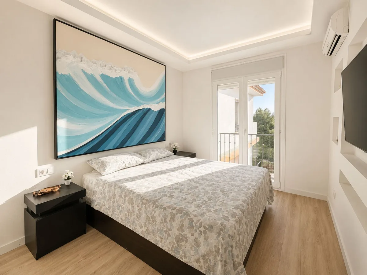 El Faro de Mijas – Renovert penthouse med to uteplasser og sjøutsikt – bilde 13