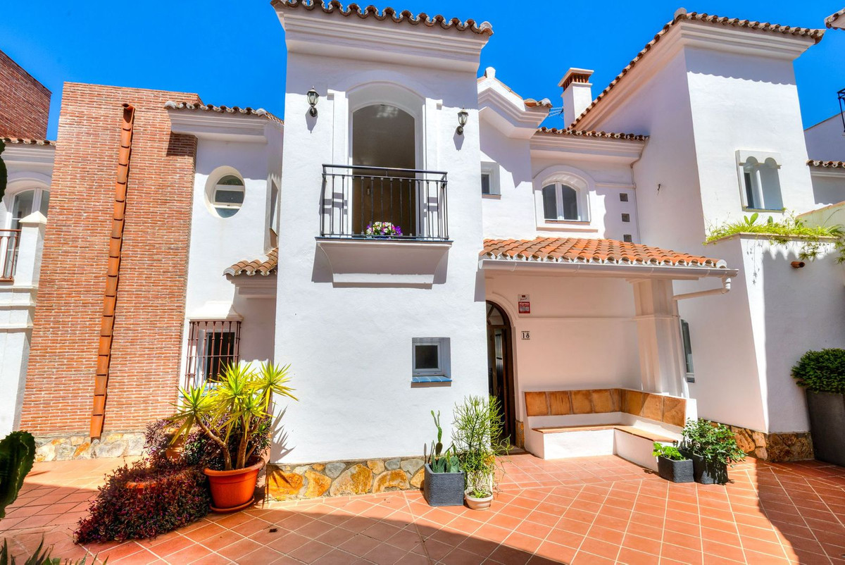 Mijas Costa – Rekkehus med panoramautsikt mot hav og by – bilde 2