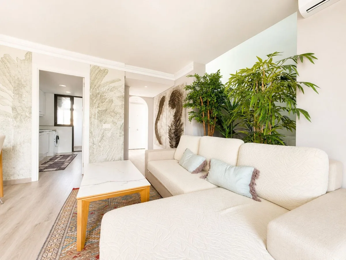 Sotogrande – Penthouse tre minutter fra marinaen, i portvoktet kompleks – bilde 9