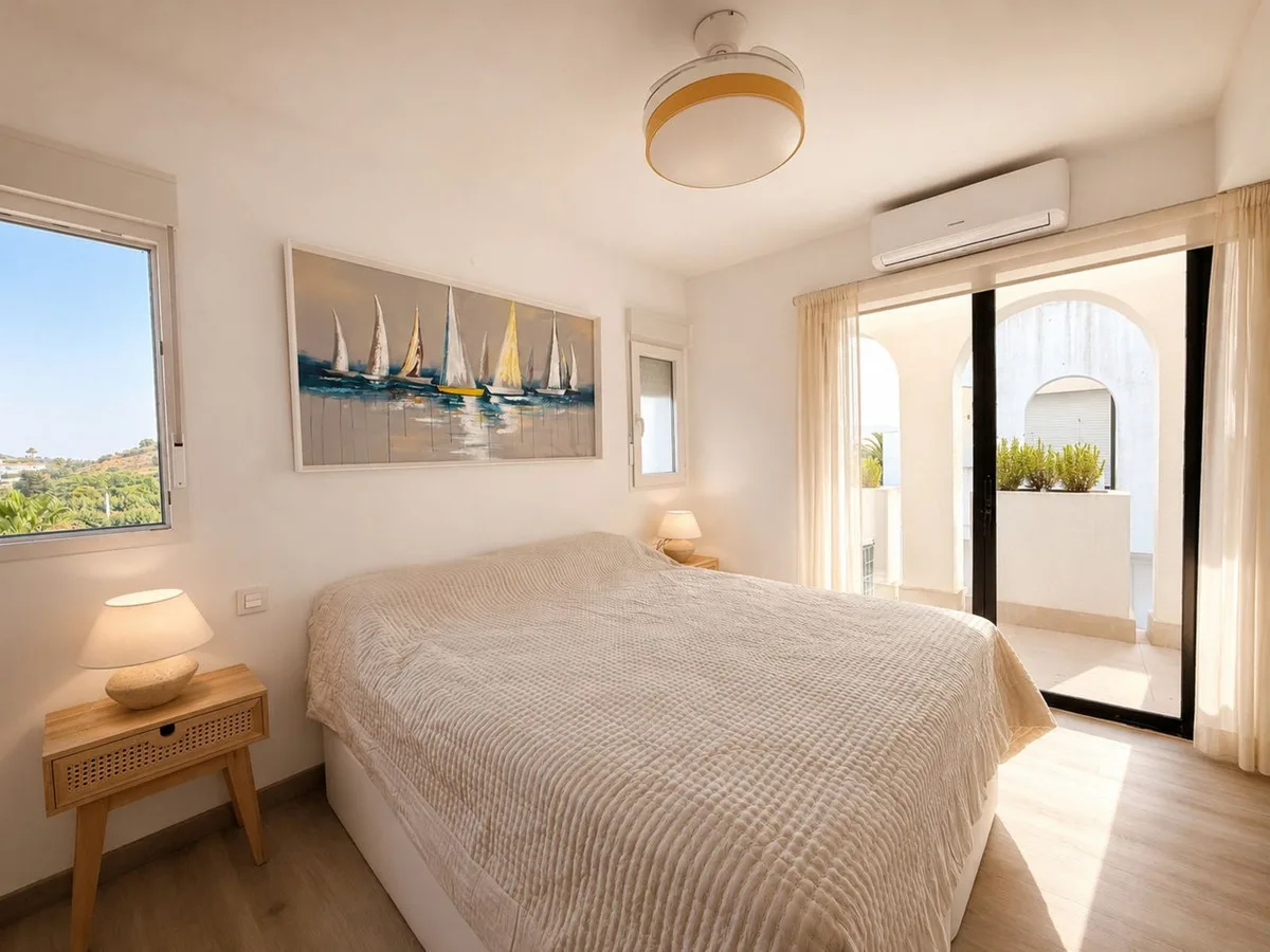 Sotogrande – Penthouse tre minutter fra marinaen, i portvoktet kompleks – bilde 19