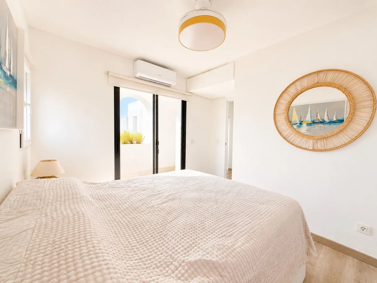 Sotogrande – Penthouse tre minutter fra marinaen, i portvoktet kompleks – bilde 21