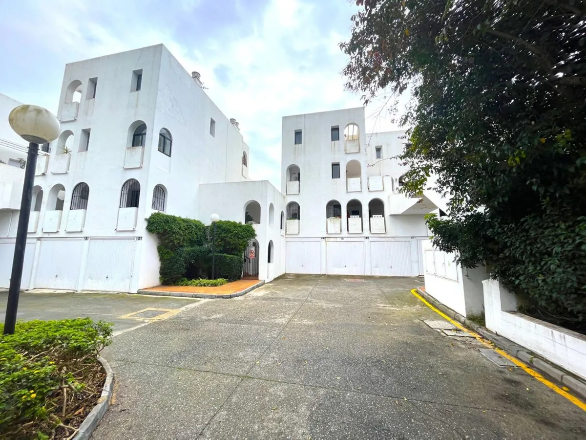 Sotogrande – Penthouse tre minutter fra marinaen, i portvoktet kompleks – bilde 30