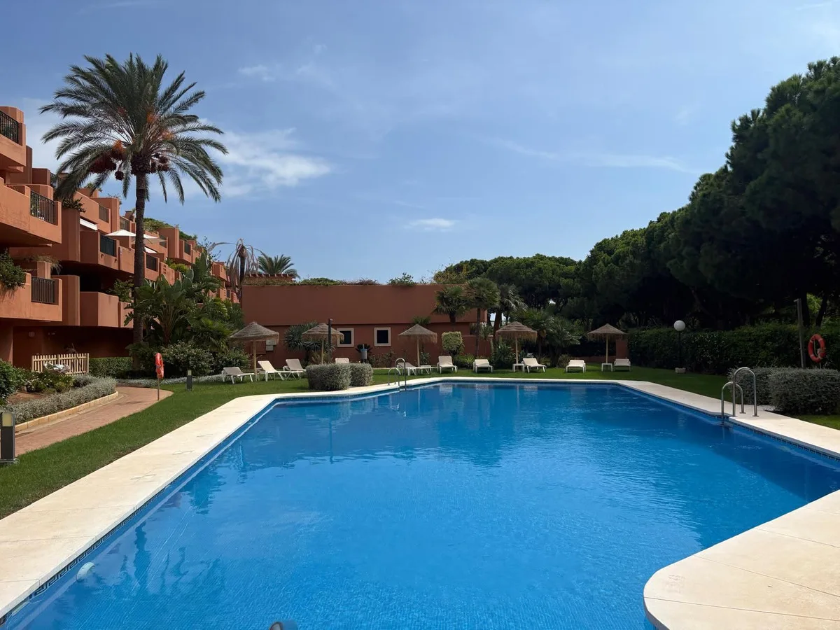 St. Andrews, Cabopino – Renovert leilighet i frontlinje til golfbanen – bilde 24