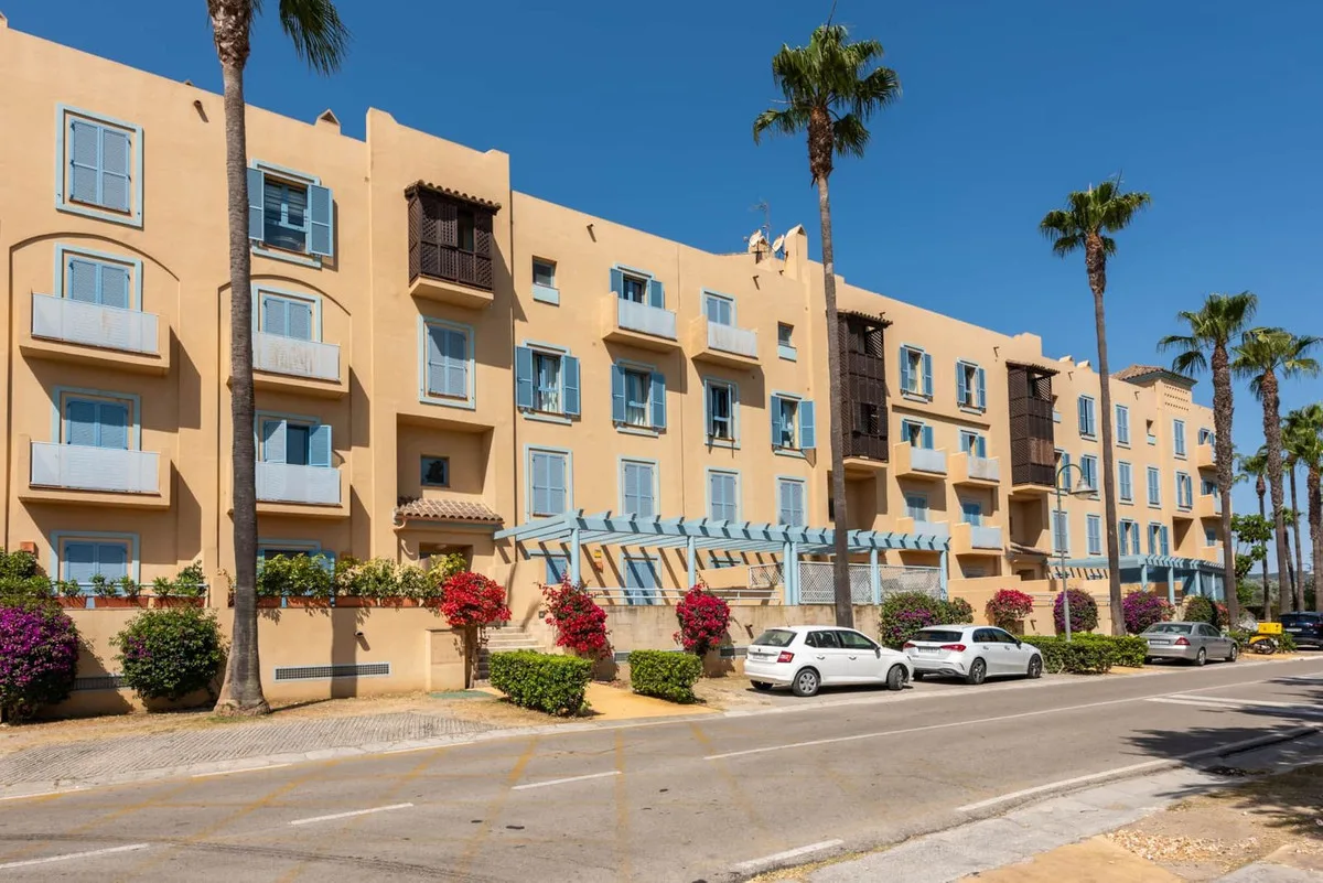 Sotogrande Marina – Leilighet med turistlisens og marinautsikt – bilde 5