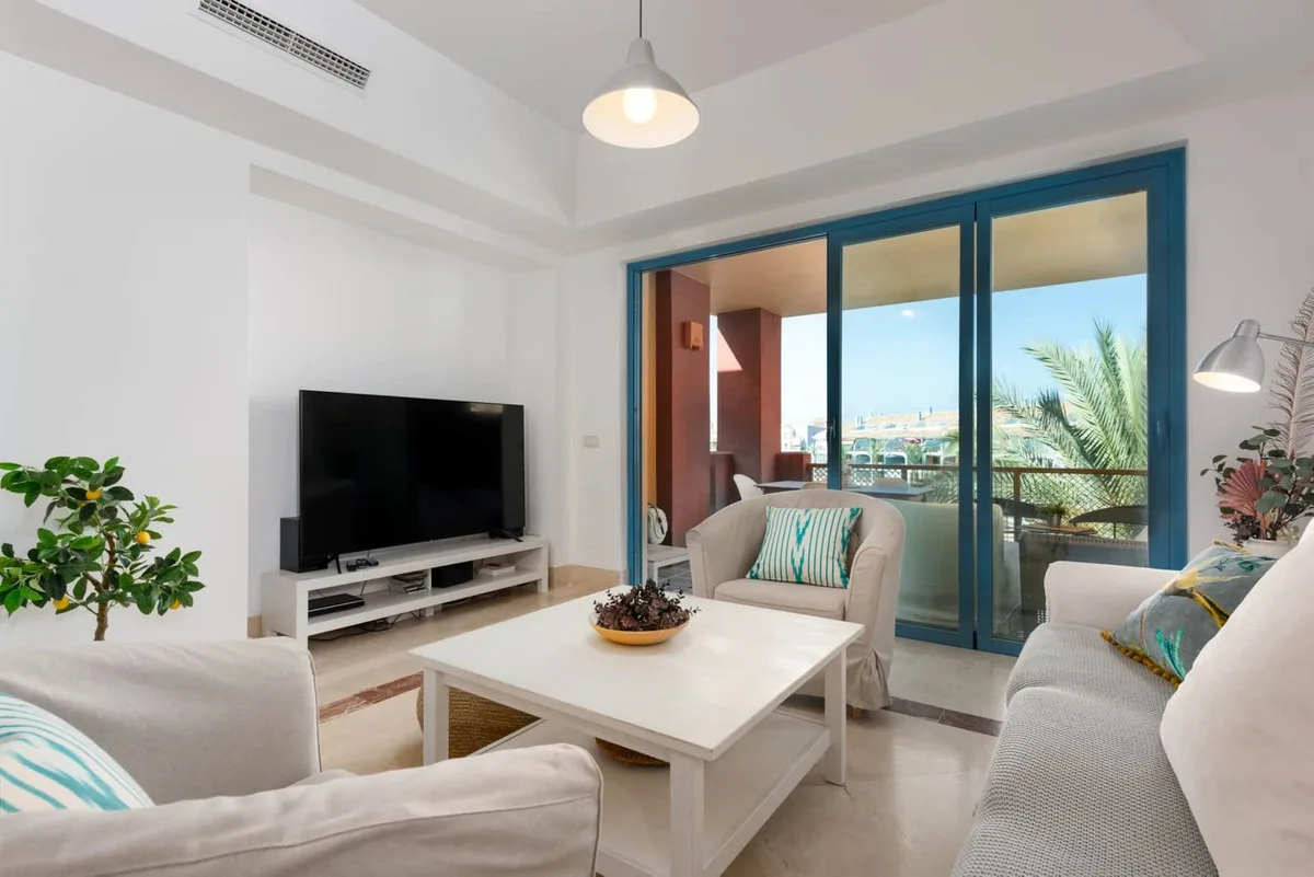 Sotogrande Marina – Leilighet med turistlisens og marinautsikt – bilde 13