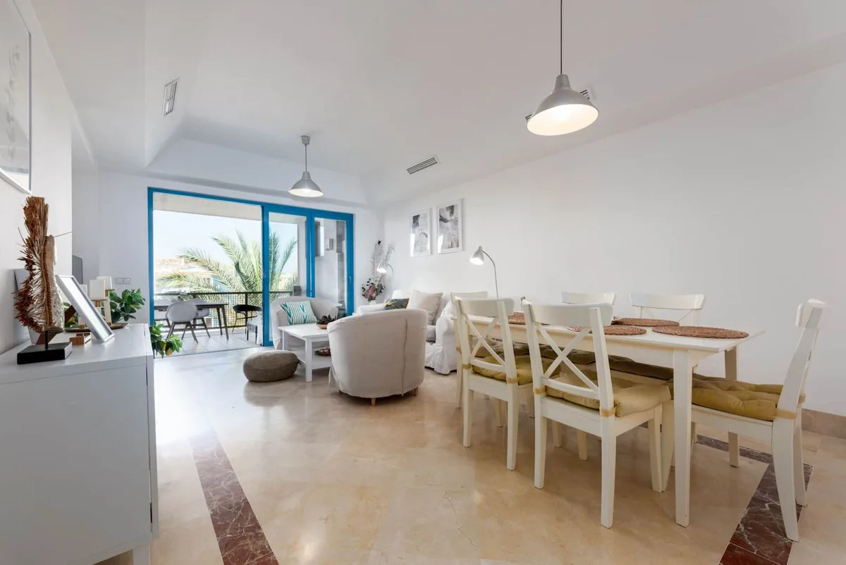 Sotogrande Marina – Leilighet med turistlisens og marinautsikt – bilde 25