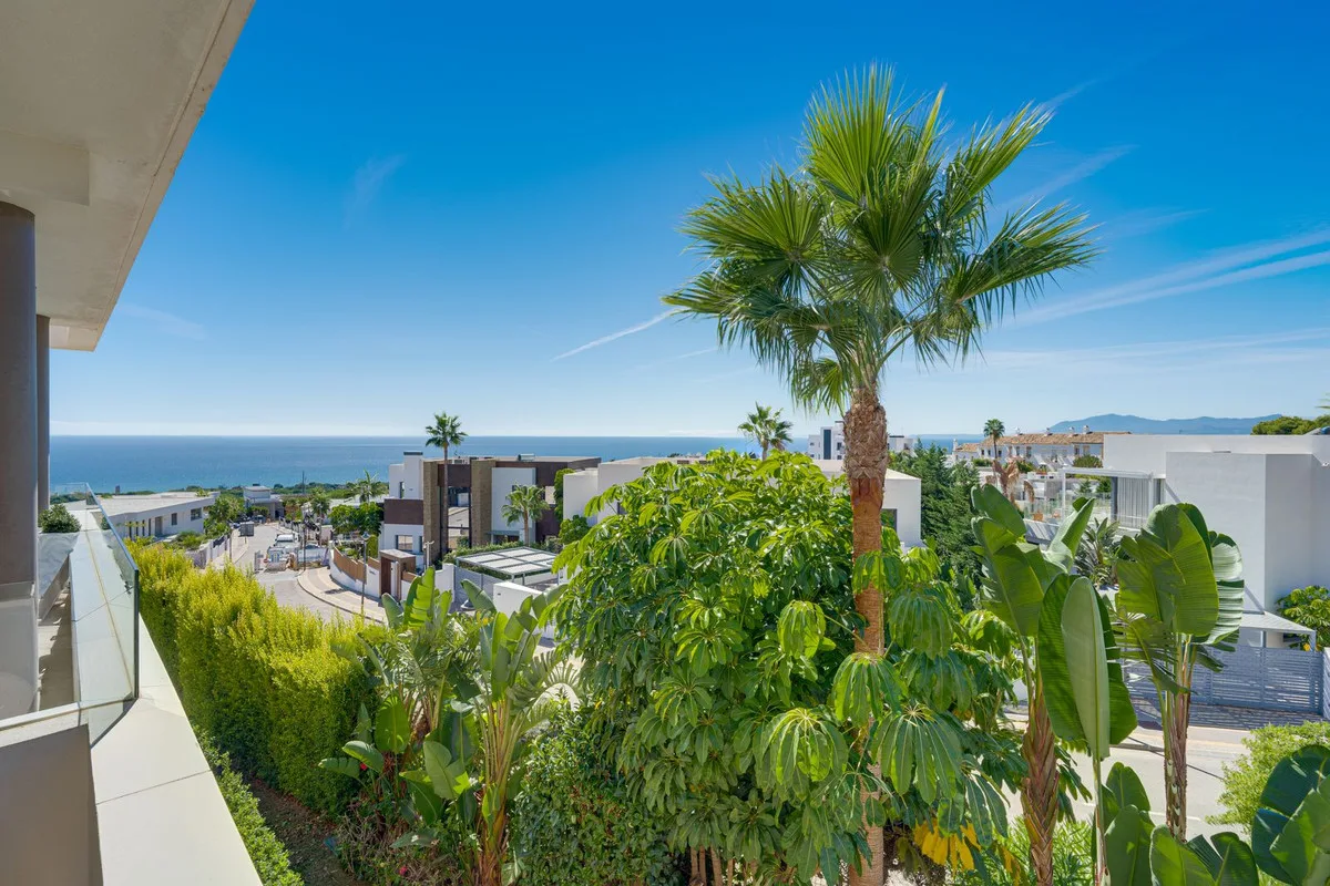 Cabopino – Moderne leilighet med panoramautsikt og to garasjeplasser – bilde 7
