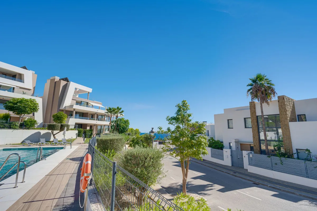Cabopino – Moderne leilighet med panoramautsikt og to garasjeplasser – bilde 31