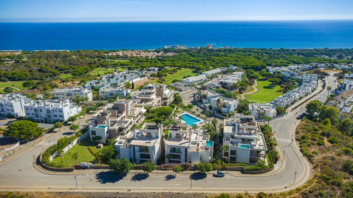 Cabopino – Moderne leilighet med panoramautsikt og to garasjeplasser – bilde 36