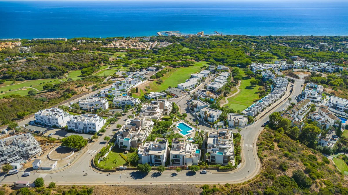 Cabopino – Moderne leilighet med panoramautsikt og to garasjeplasser – bilde 37
