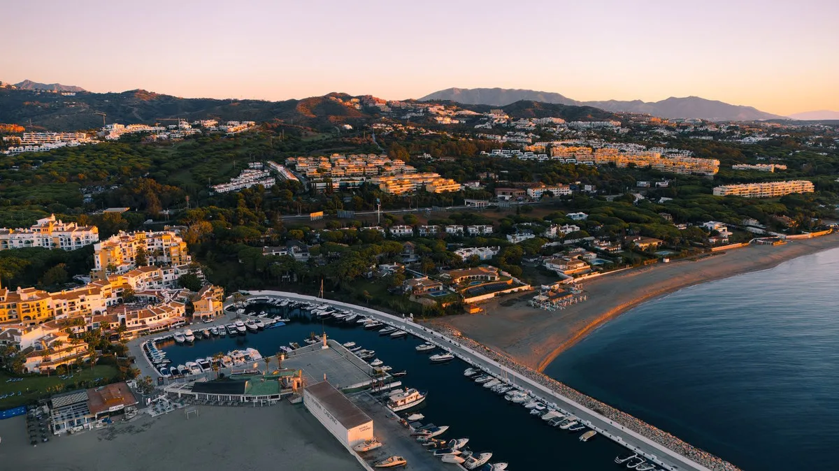 Cabopino – Moderne leilighet med panoramautsikt og to garasjeplasser – bilde 42