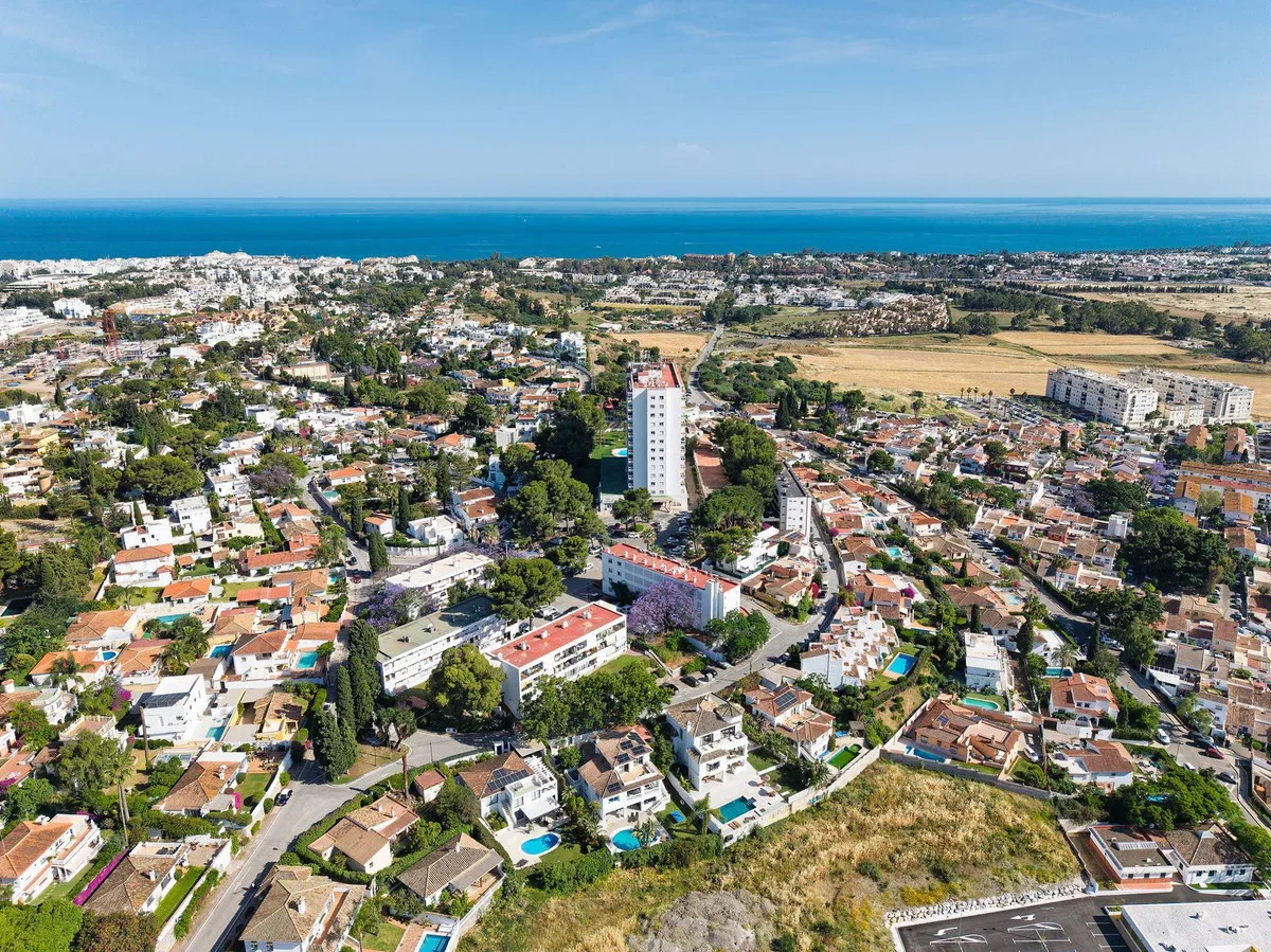 La Campana, Nueva Andalucía – Romslig leilighet med mulighet for å dele i to – bilde 21