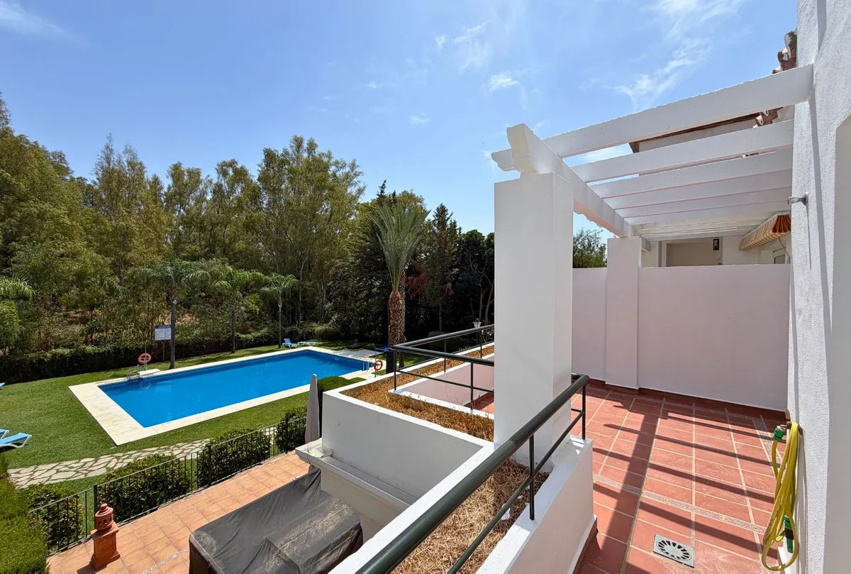 Señorío de Gonzaga, Nueva Andalucía – Renovert toppleilighet i Golf Valley – bilde 3