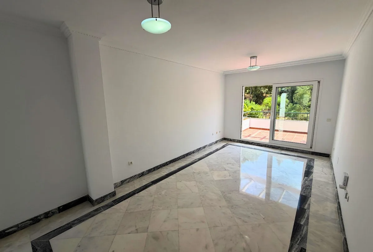 Señorío de Gonzaga, Nueva Andalucía – Renovert toppleilighet i Golf Valley – bilde 11