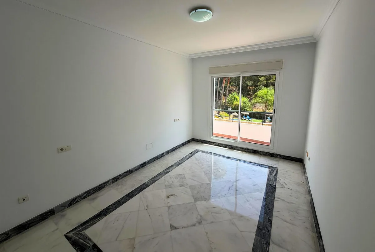 Señorío de Gonzaga, Nueva Andalucía – Renovert toppleilighet i Golf Valley – bilde 21